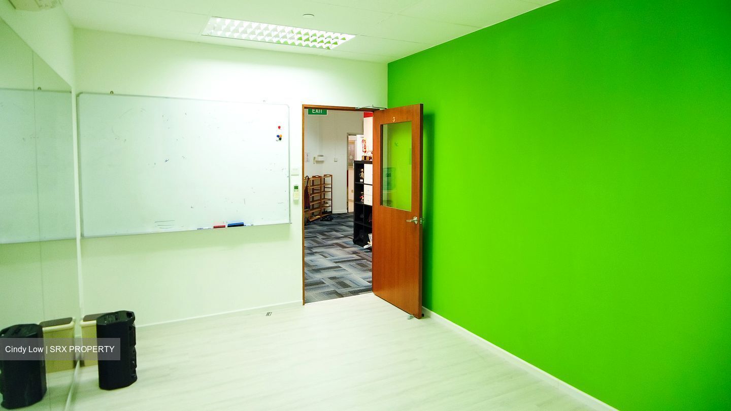 Parkway Centre (D15), Office #521320481